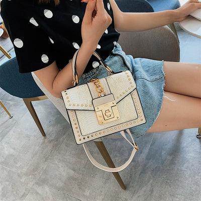 Fashion snake pattern handbag